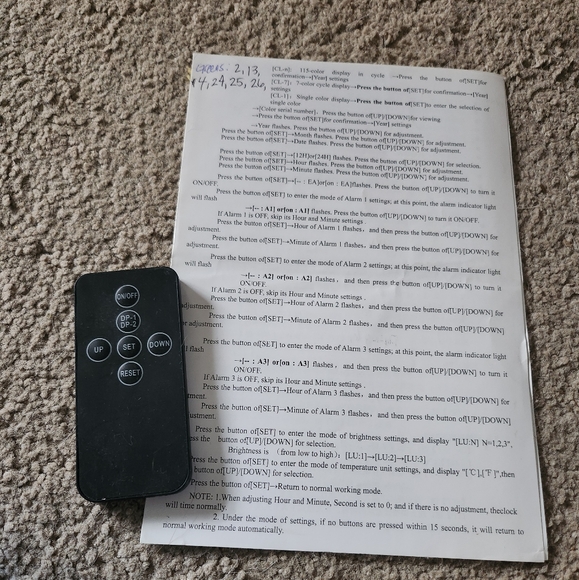 Digital Clock - Picture 3 of 4